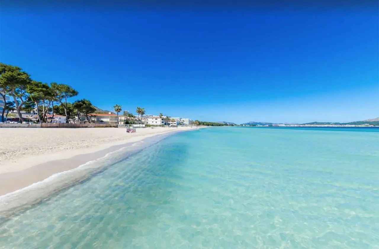 Benestar Pool And Beach In Platja De Muro